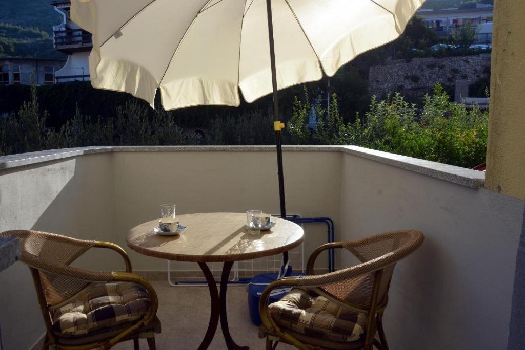 Villa Vlade- From The Heated Pool To The Beach In 1 Minute Jesenice  Εξωτερικό φωτογραφία
